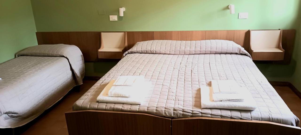 Hotel Millepini Марина-Ромеа Экстерьер фото